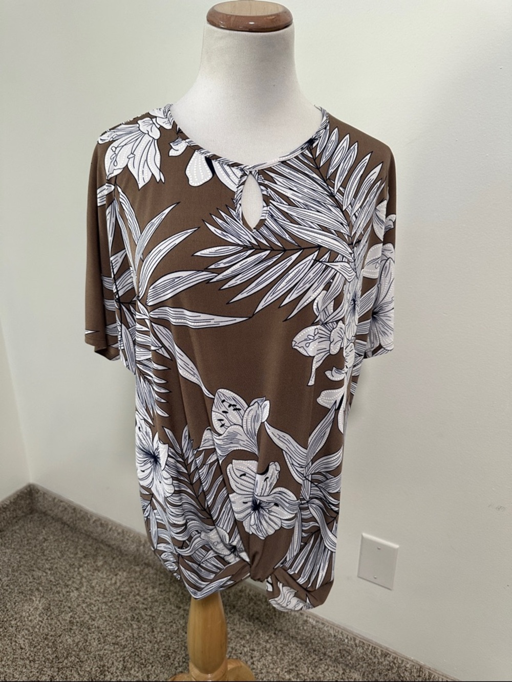 🍏 NWT SJS Blouse